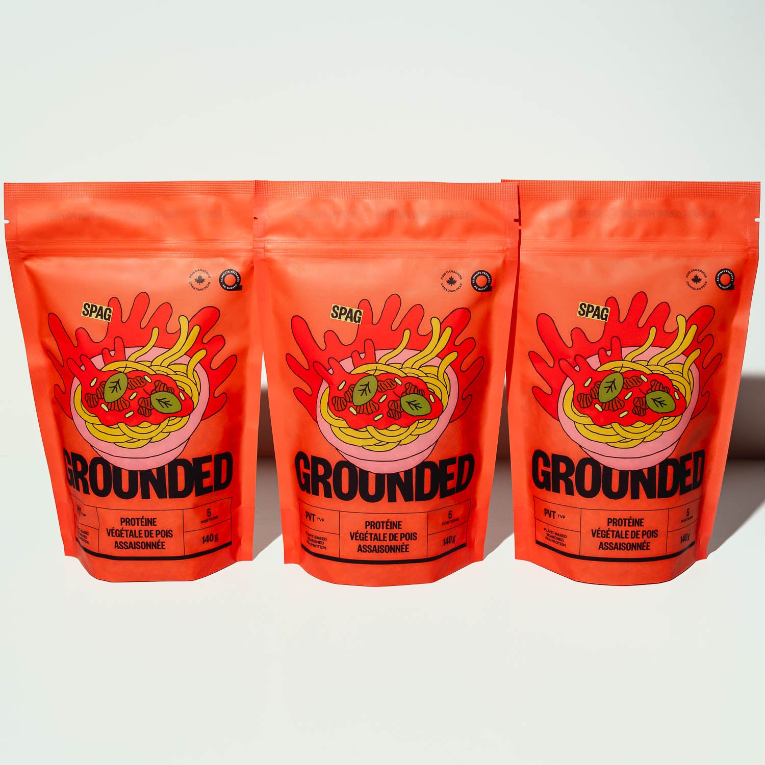 Trio de 3 sacs de PVT assaisonnées Grounded – protéines végétales à base de pois, qui remplacent la viande hachée dans la sauce spaghetti.