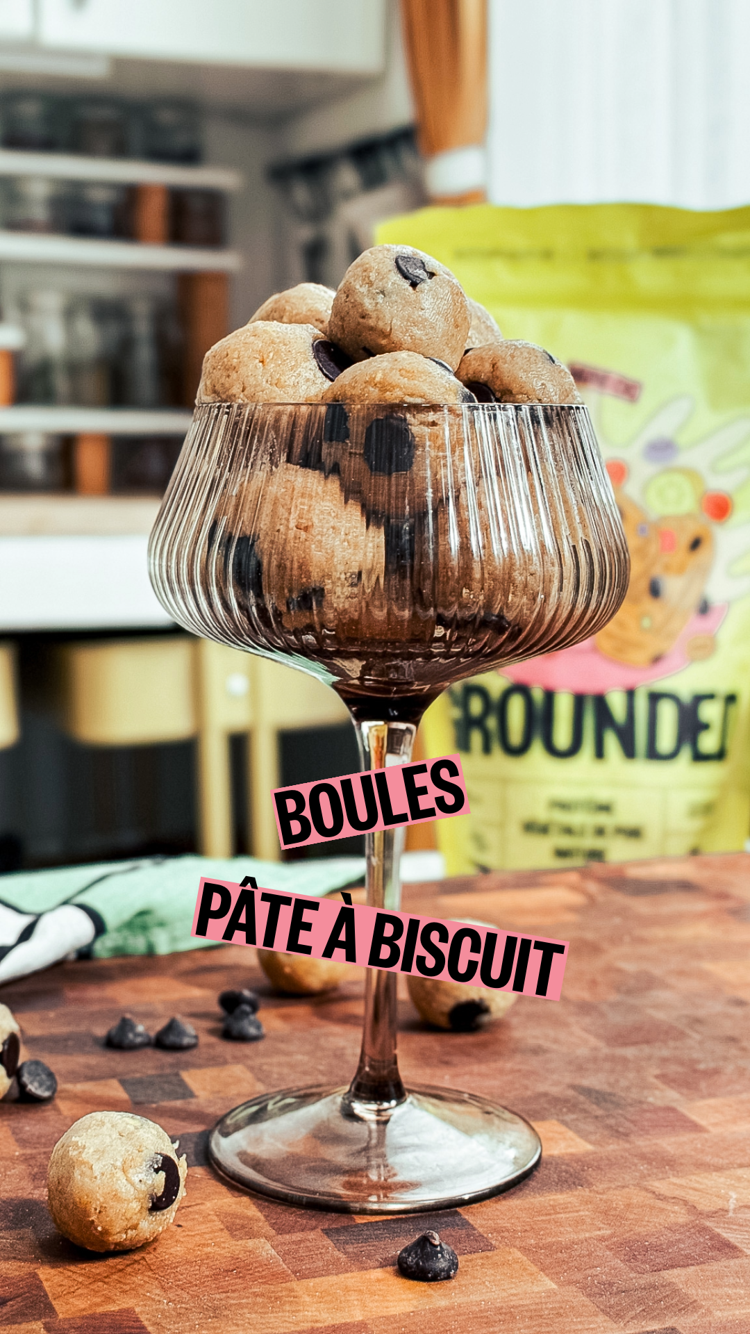 Boules d'énergie avec PVT Grounded à la pate à biscuit